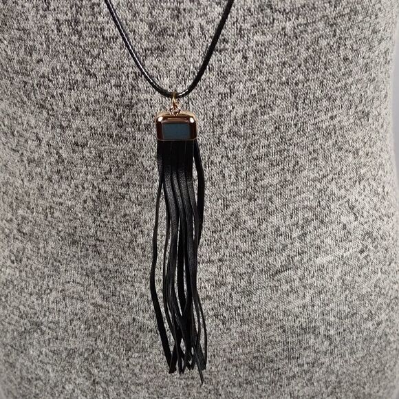 Pinc Gray Knit Dress with Faux Leather & Gold Necklace. - Picture 2 of 8